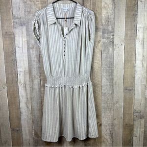 Heartloom Medium Cream Sleeveless Lined Dress w/V-Neck and tie & cinch Waistband